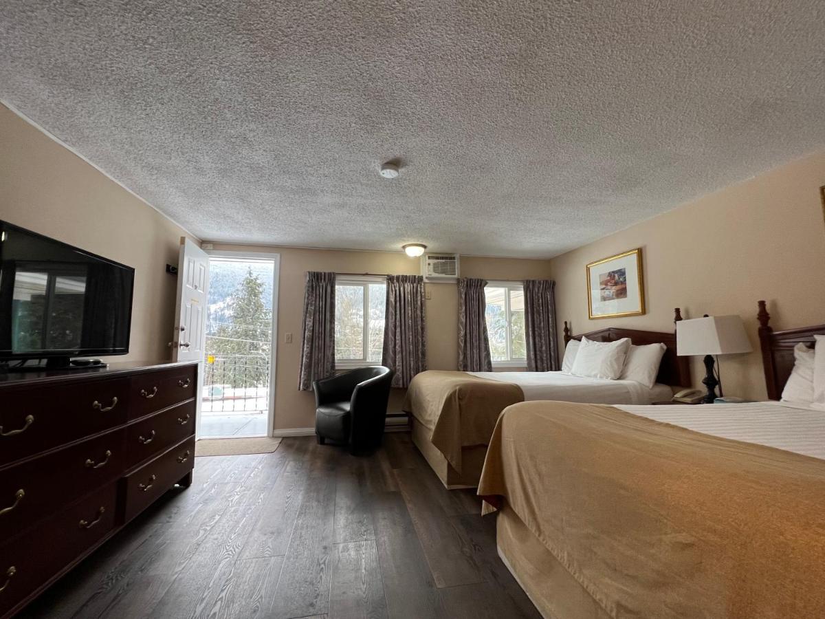 Villa Motel 2*